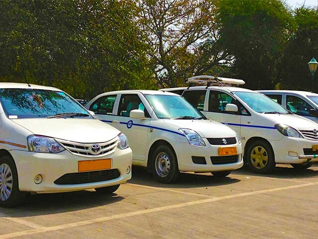 Dehradun to Nainital taxi service